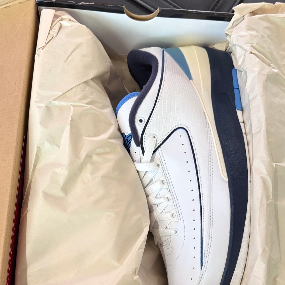 Jordan 2 Retro White and Navy Sneakers - New in Box, Size 13.5